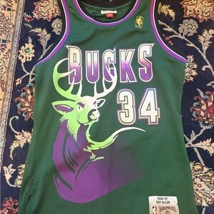 Mitchell & Ness Milwaukee Bucks Ray Allen 1996-97 Jersey Mens small Green #34